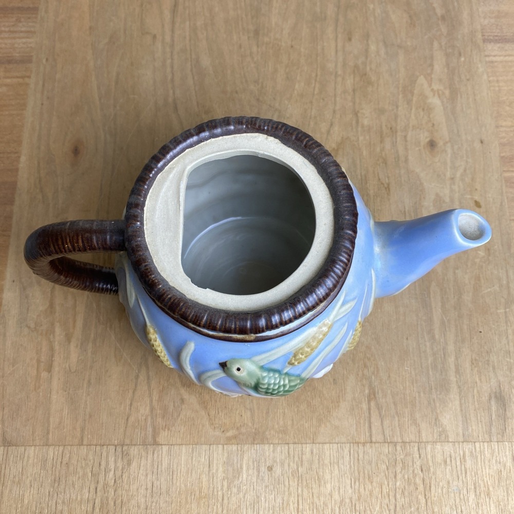 Vintage 1991 Blue Majolica Earthenware Embossed Tea Pot with BIRDS 30 OZ 6 x 9 - Picture 5 of 6